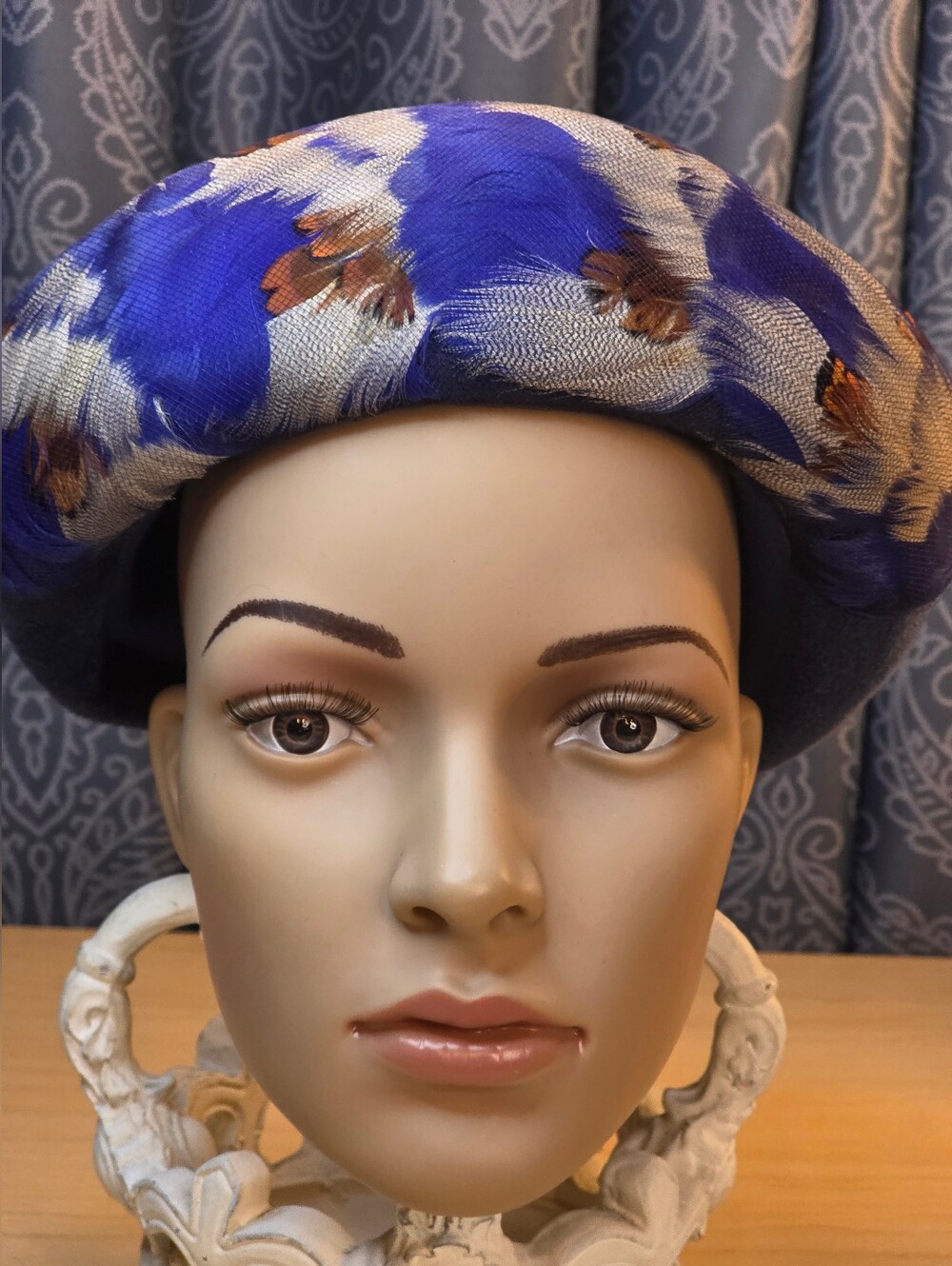 Vintage Original Roberta Bernays Navy Pillbox Hat Feather Band 54.5cm